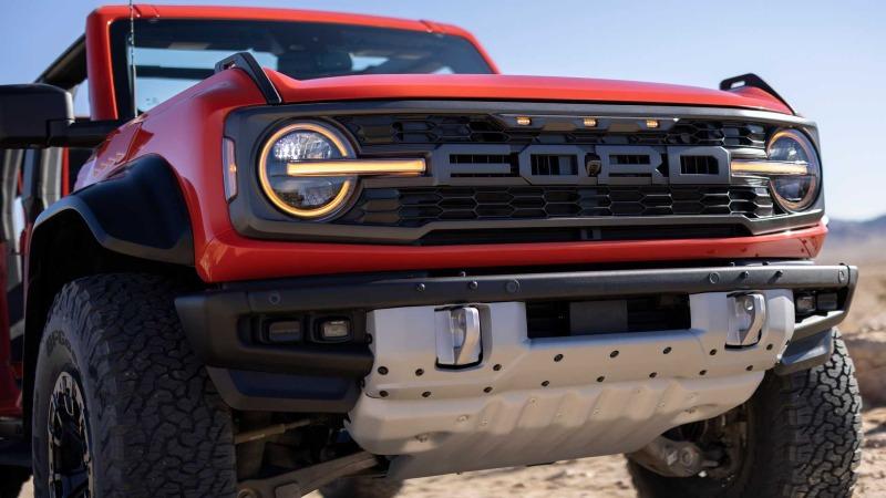 2022-ford-bronco-raptor-grille.jpg