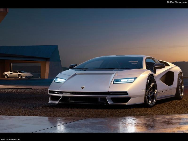 Lamborghini-Countach_LPI_800-4-2022-1024-69.jpg