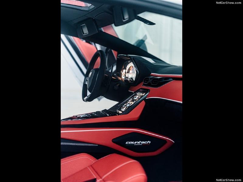 Lamborghini-Countach_LPI_800-4-2022-1024-72.jpg