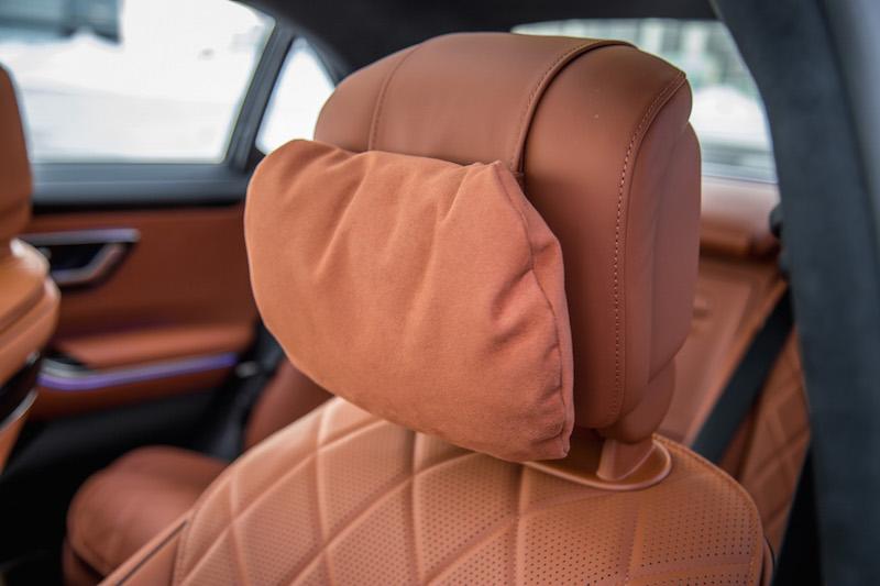 s580-headrest-pillows.jpg