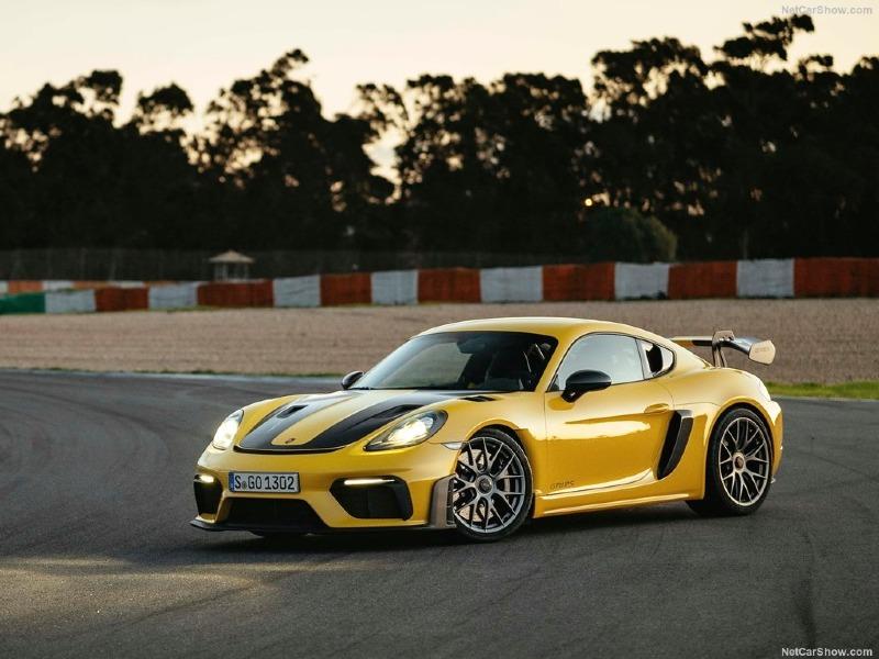 Porsche-718_Cayman_GT4_RS-2022-1024-03.jpg