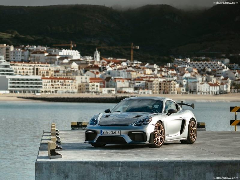 Porsche-718_Cayman_GT4_RS-2022-1024-13.jpg