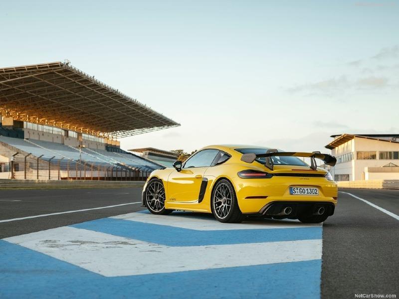 Porsche-718_Cayman_GT4_RS-2022-1024-44.jpg