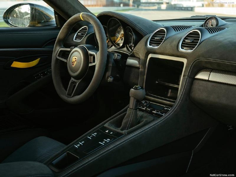 Porsche-718_Cayman_GT4_RS-2022-1024-80.jpg
