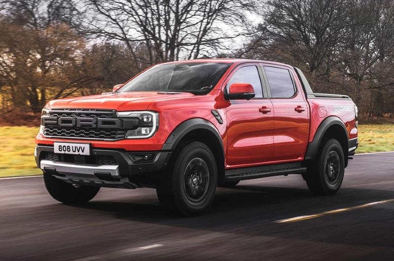 84-2022-ford-ranger-raptor-official-reveal-on-road-front_0.jpg