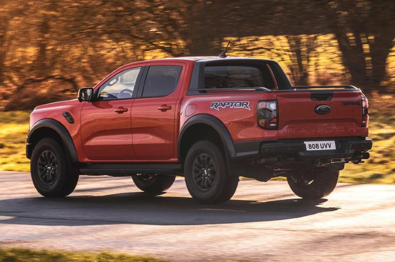 83-2022-ford-ranger-raptor-official-reveal-on-road-rear_0.jpg
