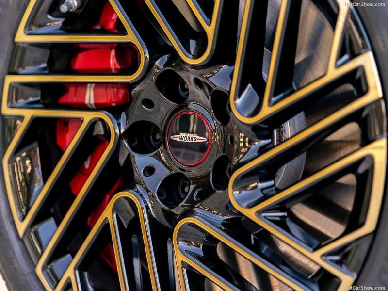 Mini-JCW_Clubman_Untold_Edition-2022-1024-57.jpg