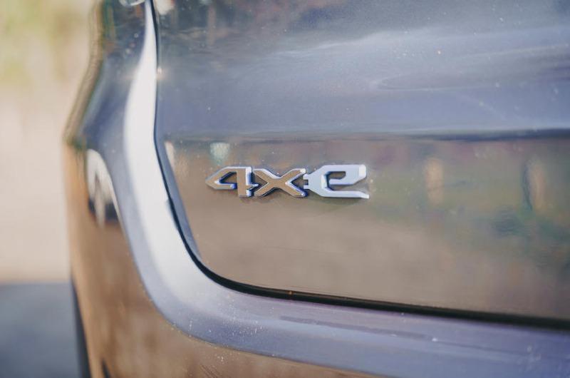 9-jeep-compass-4xe-2022-road-test-review-rear-badge.jpg