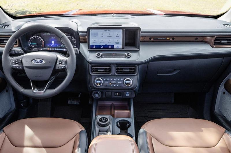 6-ford-maverick-2l-ecoboost-2022-review-dashboard.jpg