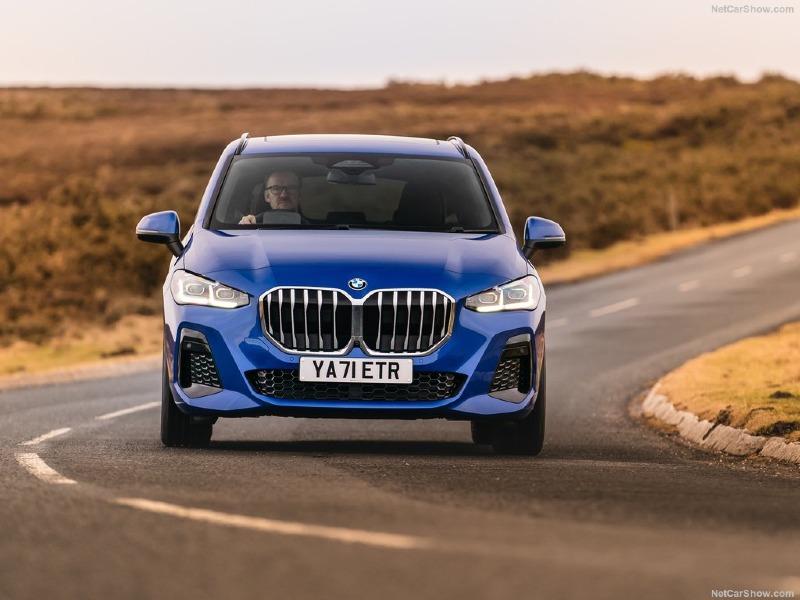 BMW-2-Series_Active_Tourer_UK-Version-2022-1024-23.jpg