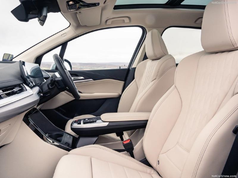 BMW-2-Series_Active_Tourer_UK-Version-2022-1024-33.jpg