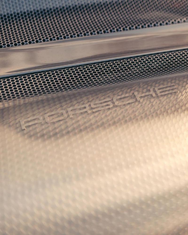 Porsche-Carrera-GT-by-Keno-12.jpg