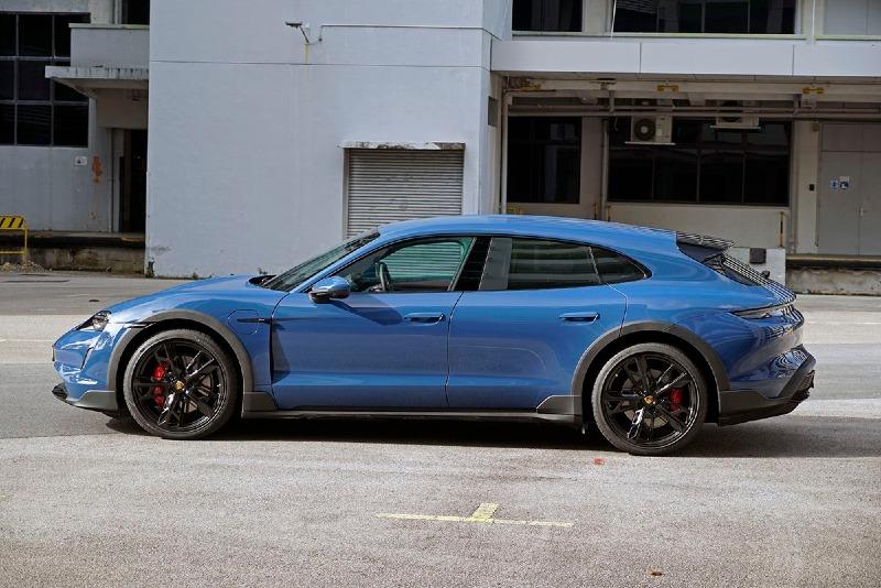 2022-Porsche-Taycan-Cross-Turismo-4S-Review-Singapore-CarBuyer.com_.sg-3.jpg