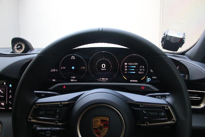 2022-Porsche-Taycan-Cross-Turismo-4S-Review-Singapore-CarBuyer.com_.sg-19.jpg
