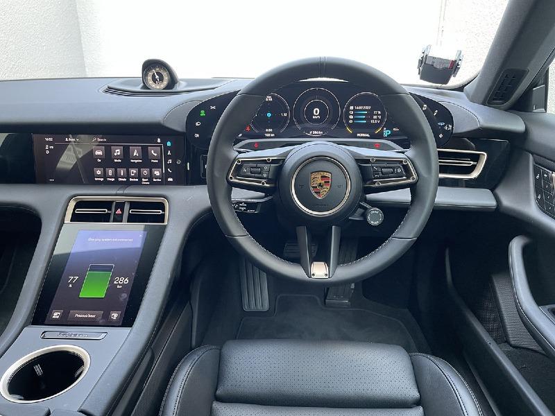 2022-Porsche-Taycan-Cross-Turismo-4S-Review-Singapore-CarBuyer.com_.sg-18.jpg