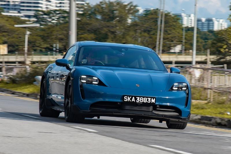 2022-Porsche-Taycan-Cross-Turismo-4S-Review-Singapore-CarBuyer.com_.sg-12.jpg