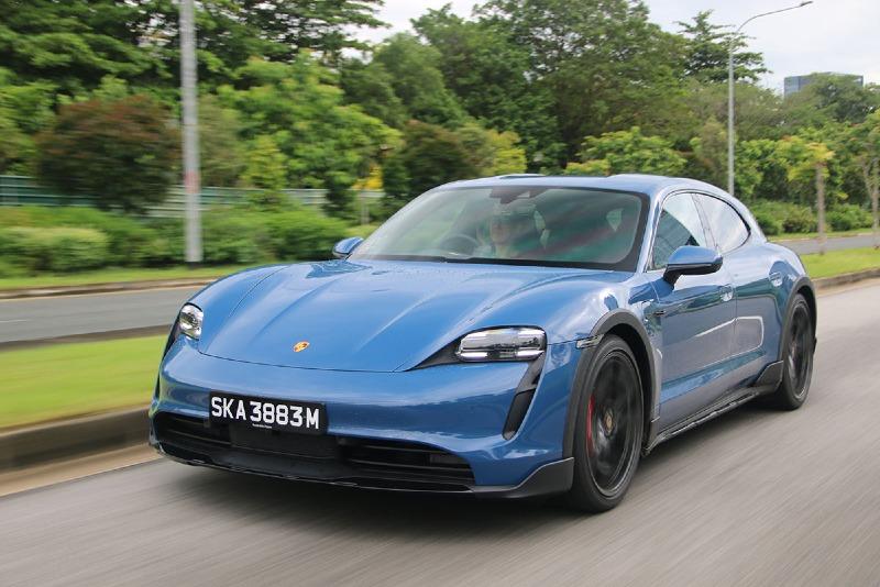 2022-Porsche-Taycan-Cross-Turismo-4S-Review-Singapore-CarBuyer.com_.sg-24 (1).jpg