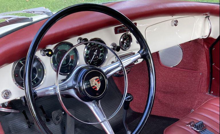 porsche-356-interior-1646321478 4.jpeg