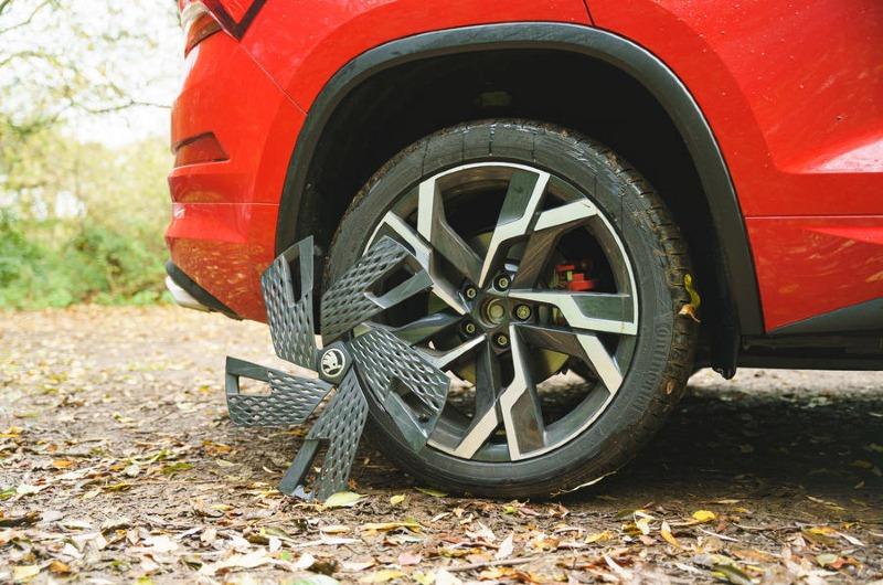 5-skoda-kodiaq-vrs-2022-road-test-alloy-wheels.jpg