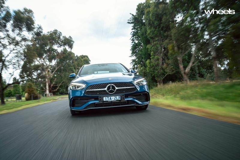 2022_Mercedes-Benz_C300_Spectral_Blue_Metallic_Australia_dynamic_front_07.jpg