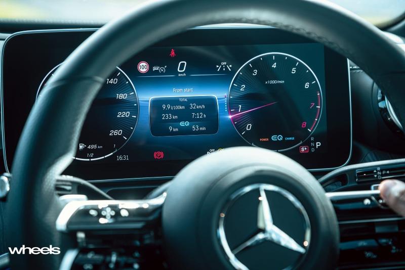 2022_Mercedes-Benz_C300_Spectral_Blue_Metallic_Australia_interior_instrument_cluster_display_01.jpg