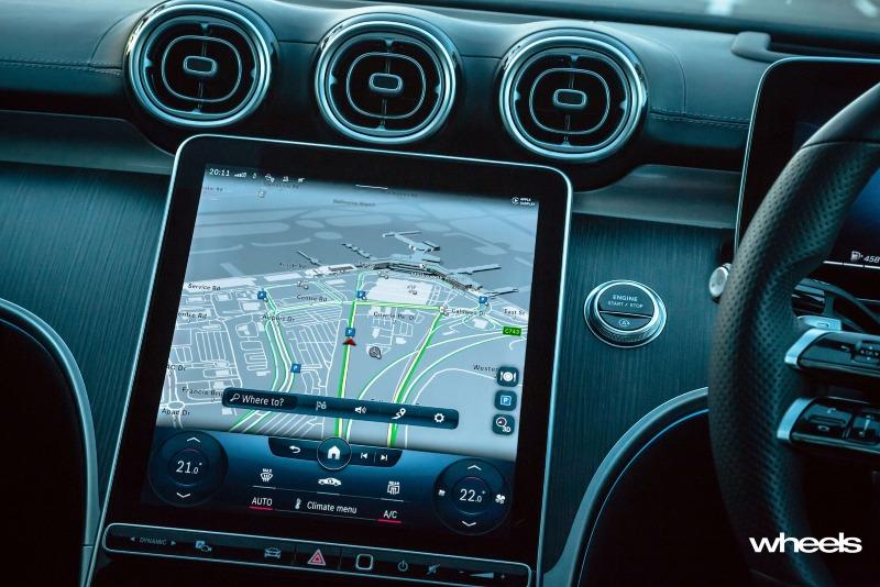 2022_Mercedes-Benz_C300_Spectral_Blue_Metallic_Australia_interior_infotainment_screen_02.jpg