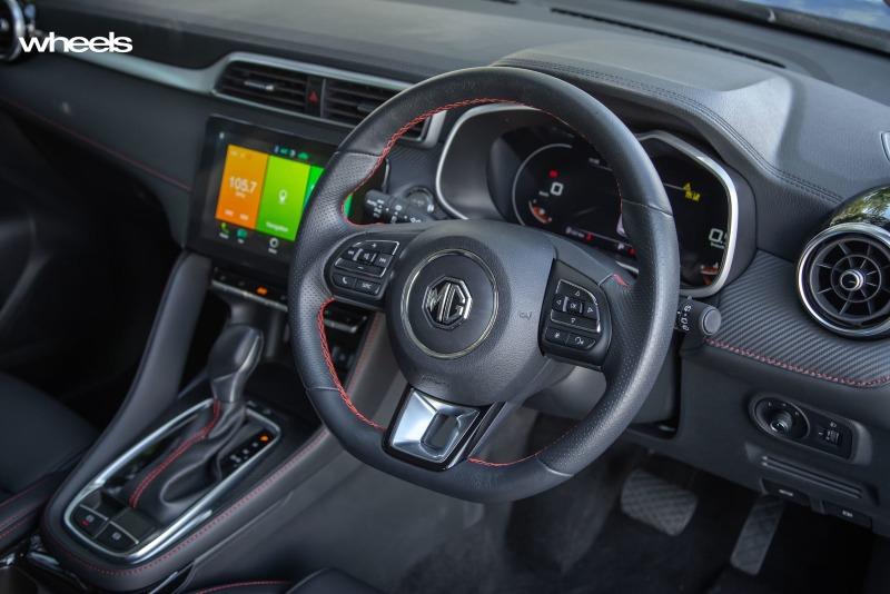 2022_MG_ZST_Brighton_Blue_interior_driver_layout_SRawlings.jpg