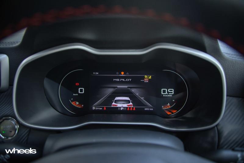 2022_MG_ZST_Brighton_Blue_interior_instrument_cluster_display_SRawlings.jpg