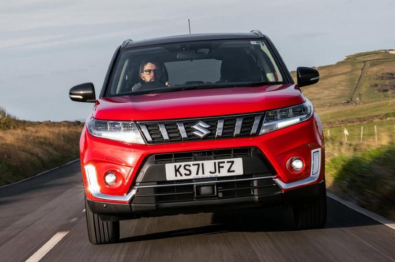 4-suzuki-vitara-full-hybrid-2022-uk-first-drive-review-tracking-nose.jpg