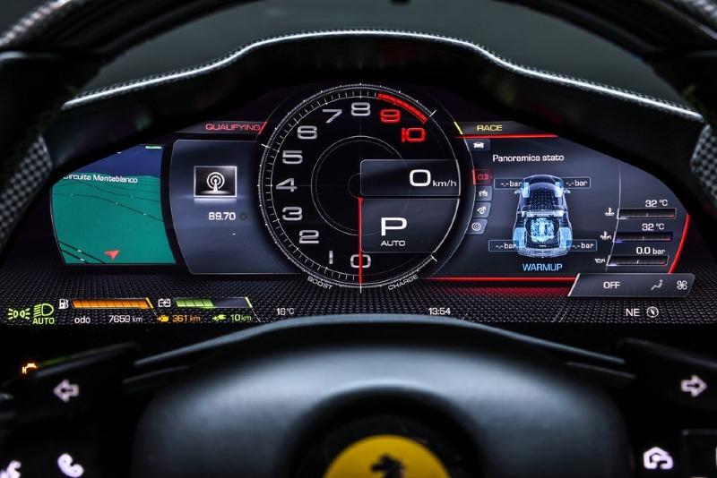 2022-ferrari-296gtb-assetto-fiorano-128-1646595986.jpg