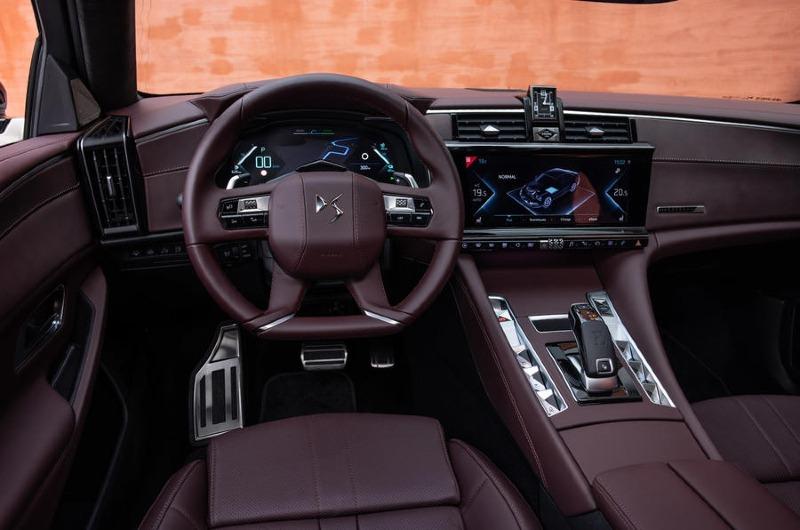 9-ds-9-e-tense-250-2022-first-drive-review-dashboard.jpg