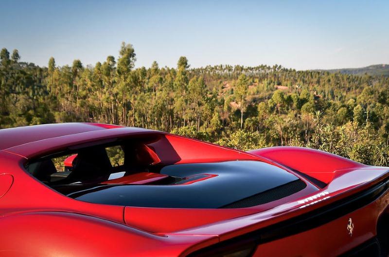 9-ferrari-296-gtb-2022-first-drive-review-rear-window.jpg