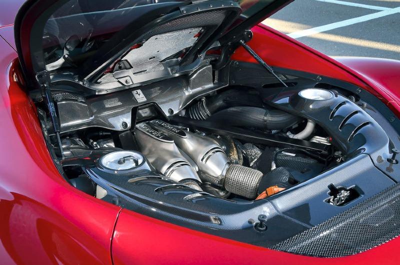 19-ferrari-296-gtb-2022-first-drive-review-engine.jpg