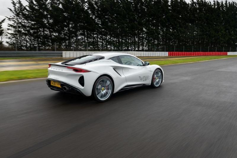 2022-lotus-emira-prototype-104-1646686279.jpg
