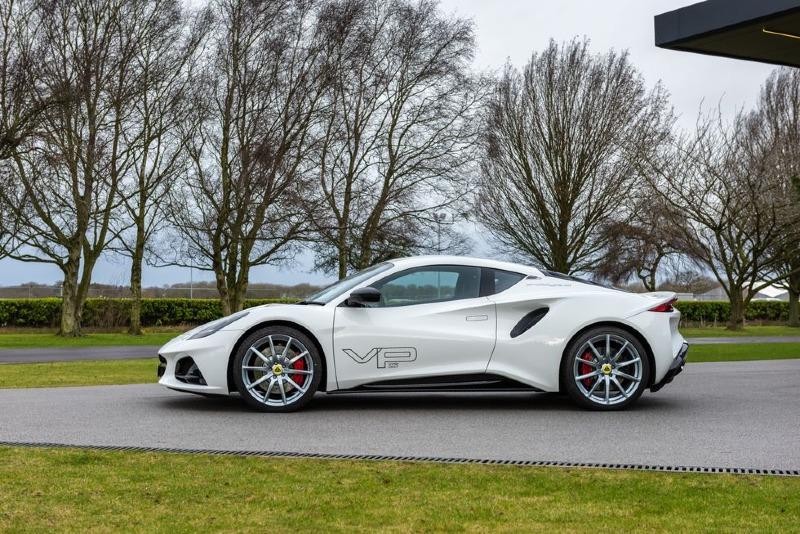 2022-lotus-emira-prototype-113-1646686279.jpg