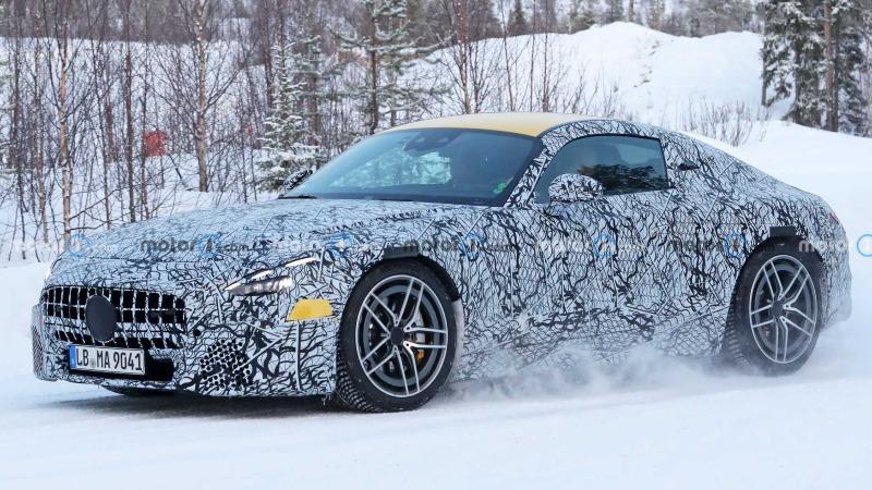 mercedes-amg-gt-53-coupe-front-corner (3).jpg