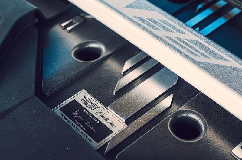 7-cadillac-ct5-v-blackwing-2022-review-engine-cover.jpg