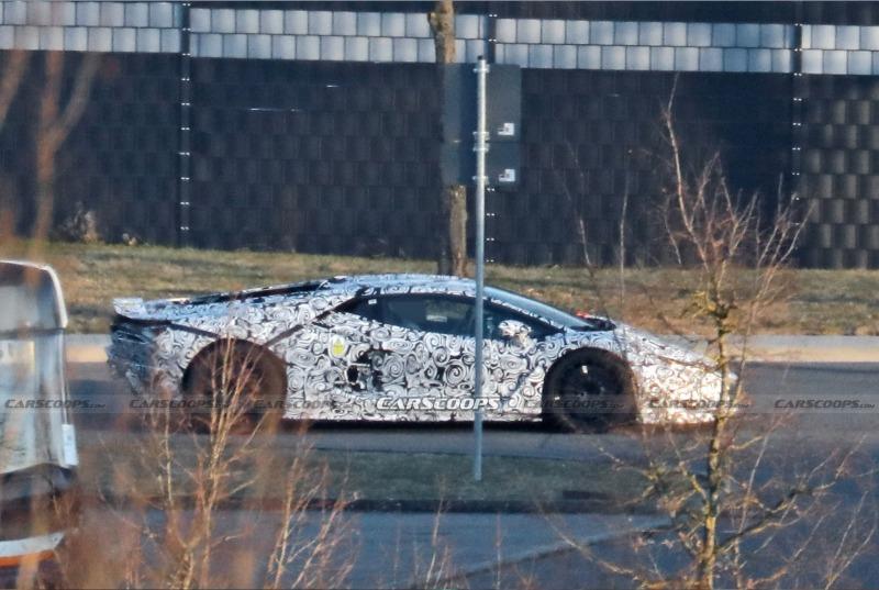 Lamborghini-Aventador-Successor-Scoop-11.jpg