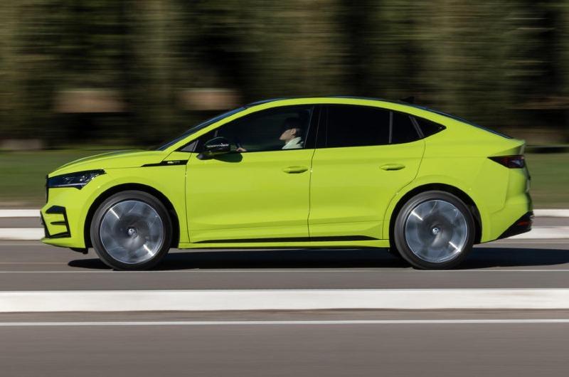 2-skoda-enyaq-iv-vrs-2022-first-drive-side-pan.jpg