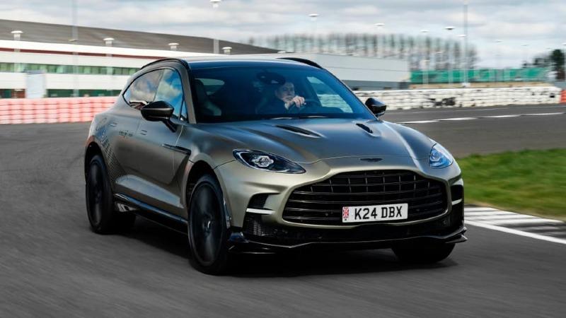 11-Aston-Martin-DBX-707.jpg