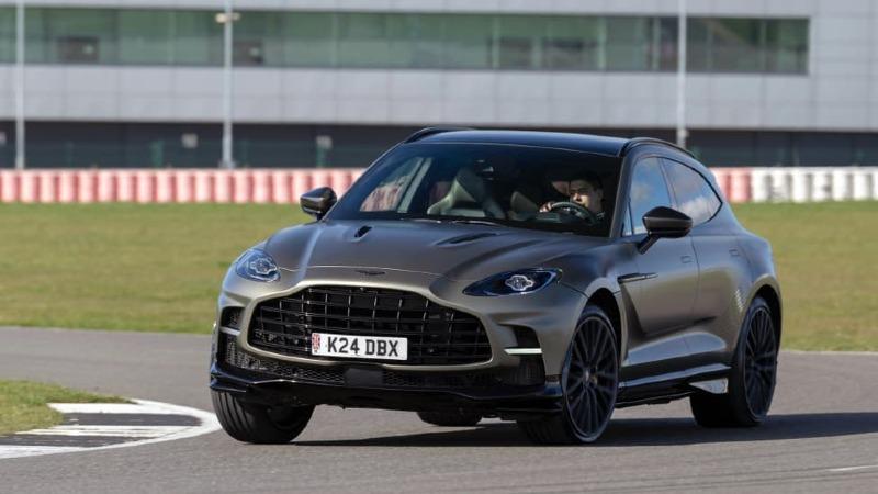 14-Aston-Martin-DBX-707.jpg