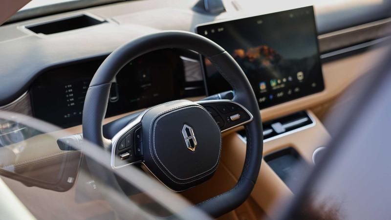 aito-m5-interior (3).jpg