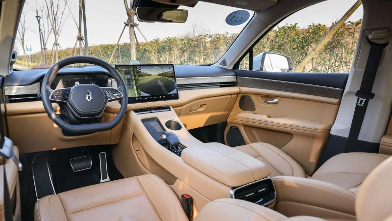aito-m5-interior (6).jpg