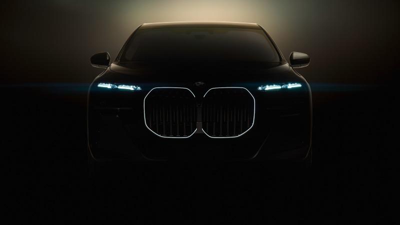 2023-bmw-i7-teaser-P90454289_highRes_the-new-bmw-7-series.jpg