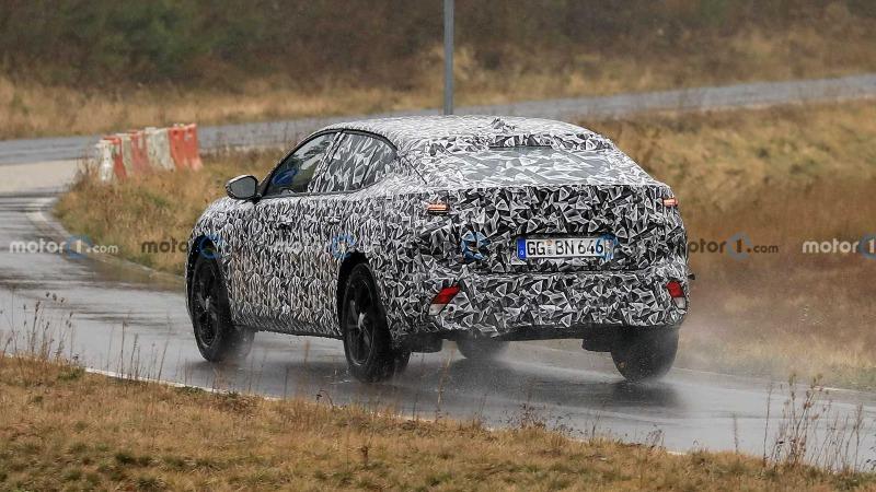 2023-peugeot-4008-spy-photo (15).jpg