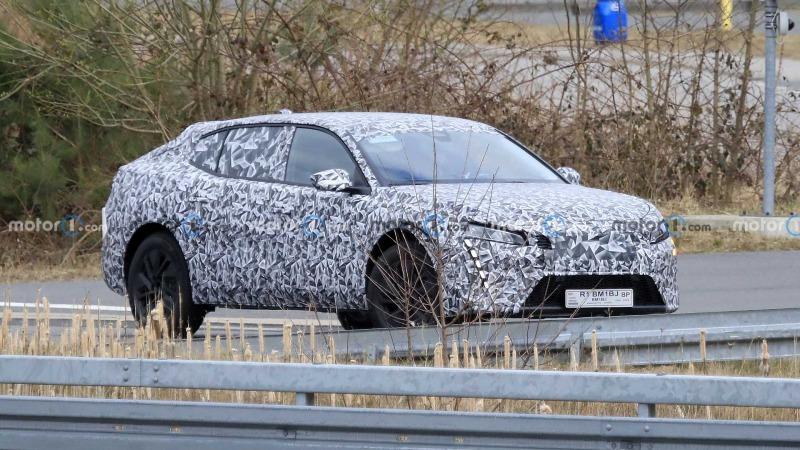 2023-peugeot-4008-spy-photo (20).jpg