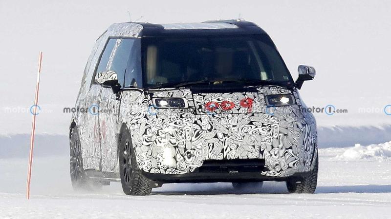 waymo-zeekr-robotaxi-cold-weather-spy-shots-front.jpg