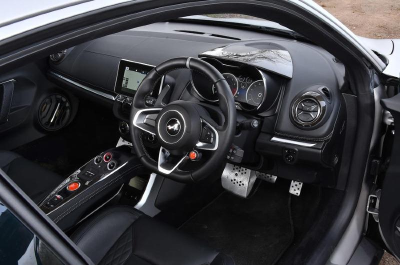 13-alpine-a110-legende-gt-2022-rt-dashboard.jpg