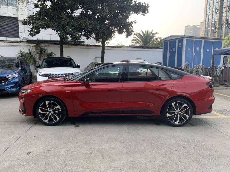 mondeo-22-4.jpg
