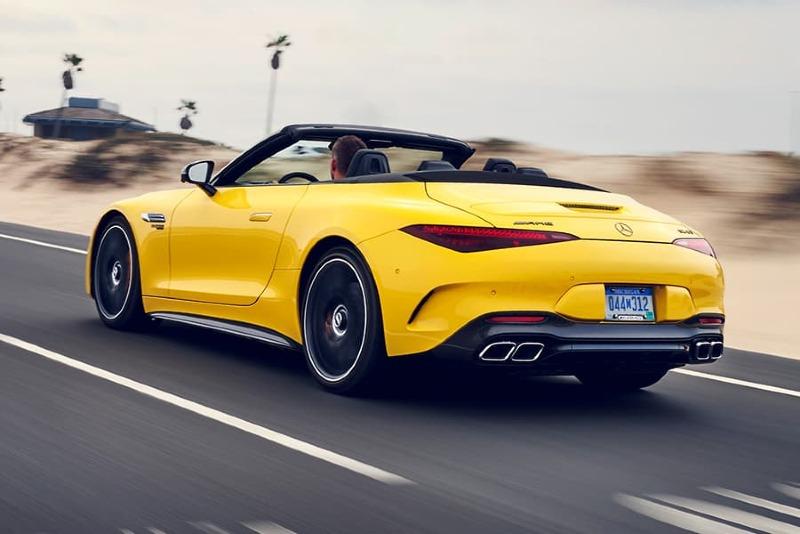 2022-mercedes-amg-sl-63_020 (1).jpg